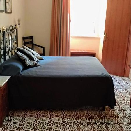 Nicolas Inn Roma Ngoại thất bức ảnh