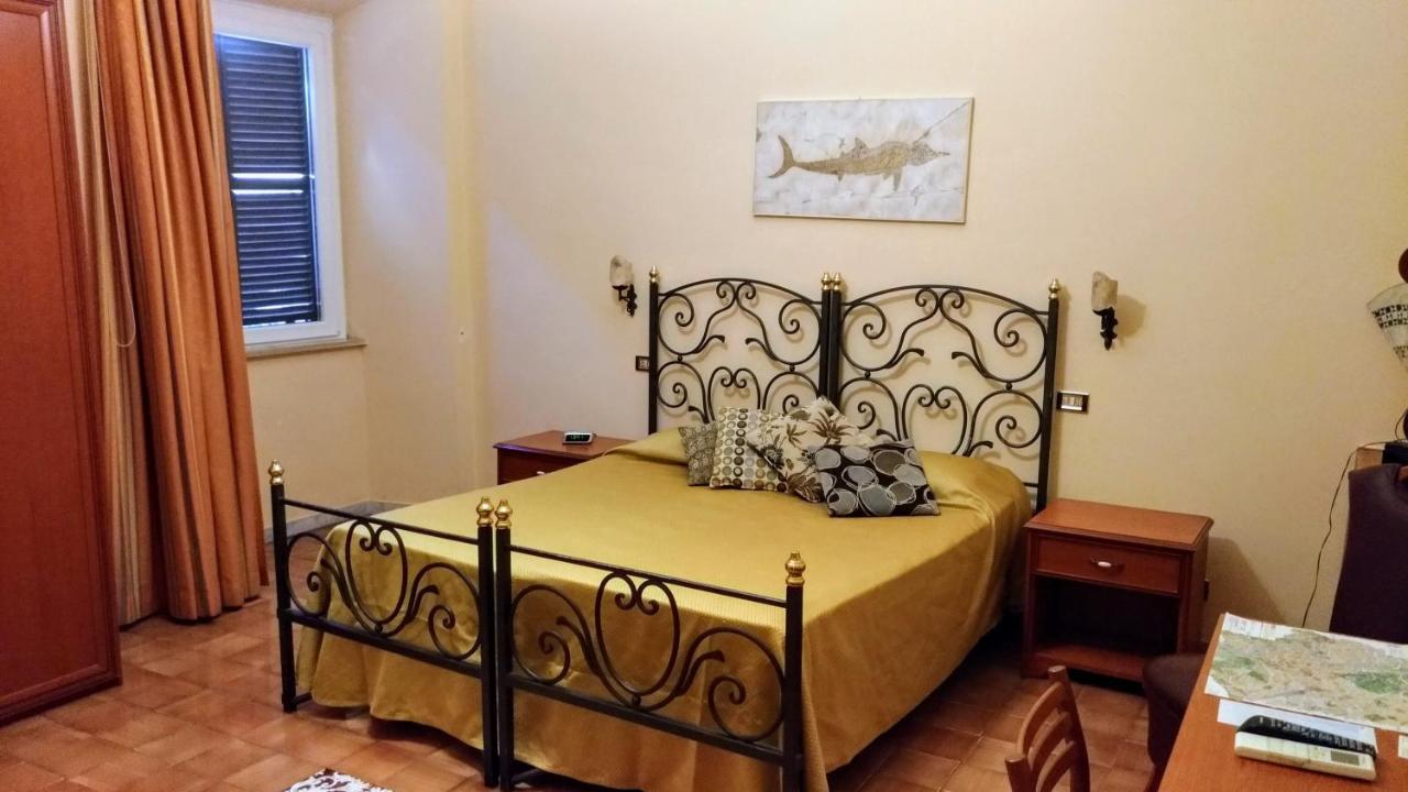 Nicolas Inn Roma Ngoại thất bức ảnh