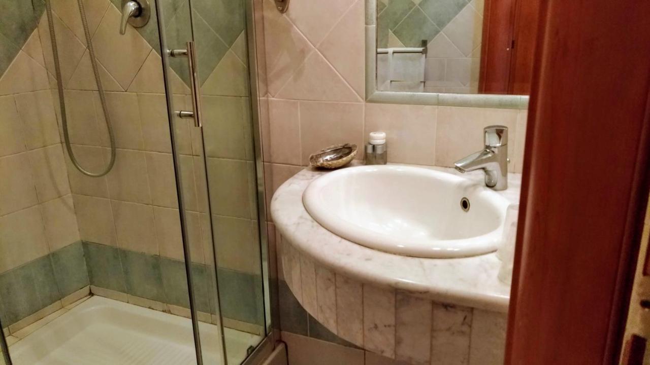 Nicolas Inn Roma Ngoại thất bức ảnh